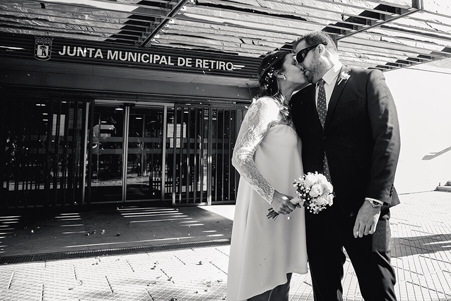 SARA Y JUAN